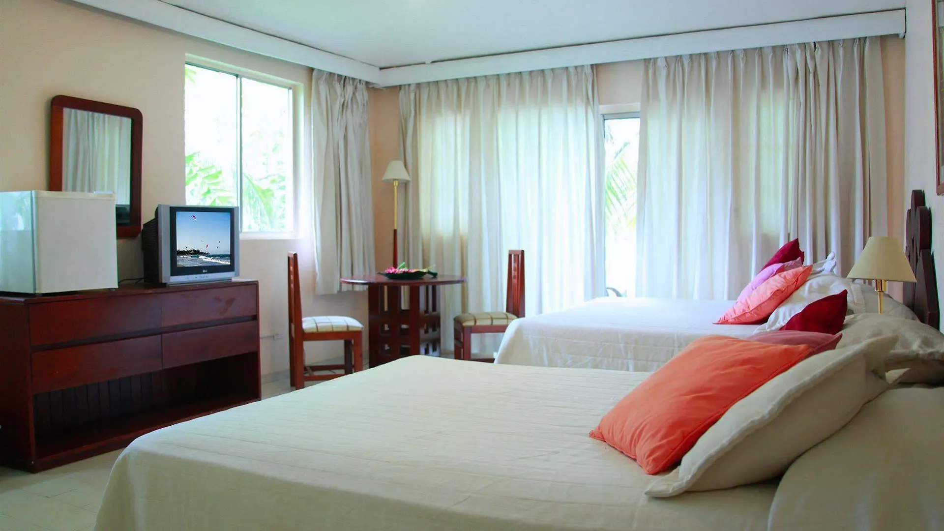 Beach House Cabarete By Faranda Hotels 3*,
